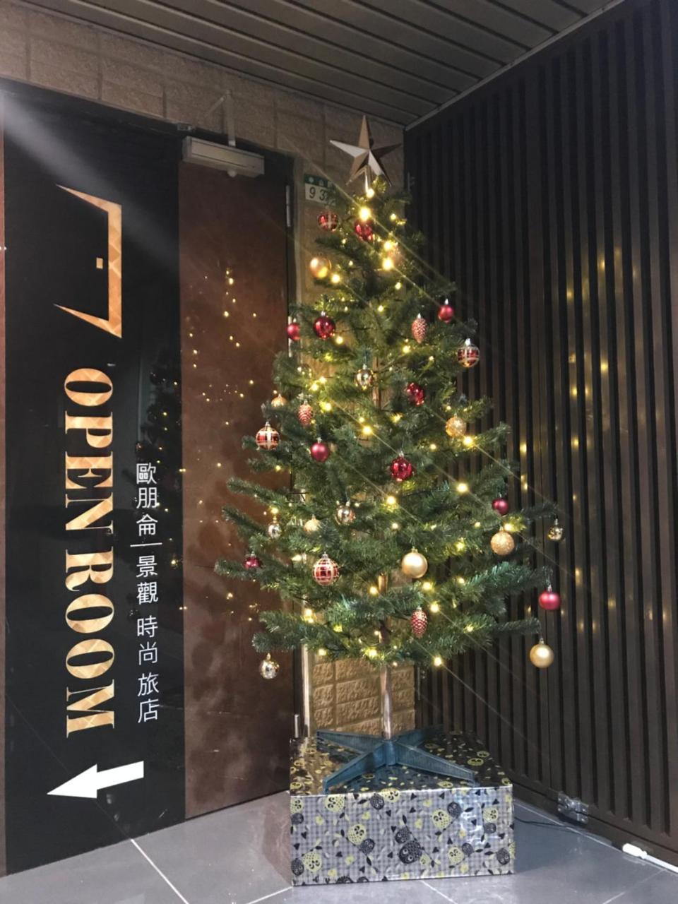 Open Room Hotel Tamsui Ngoại thất bức ảnh